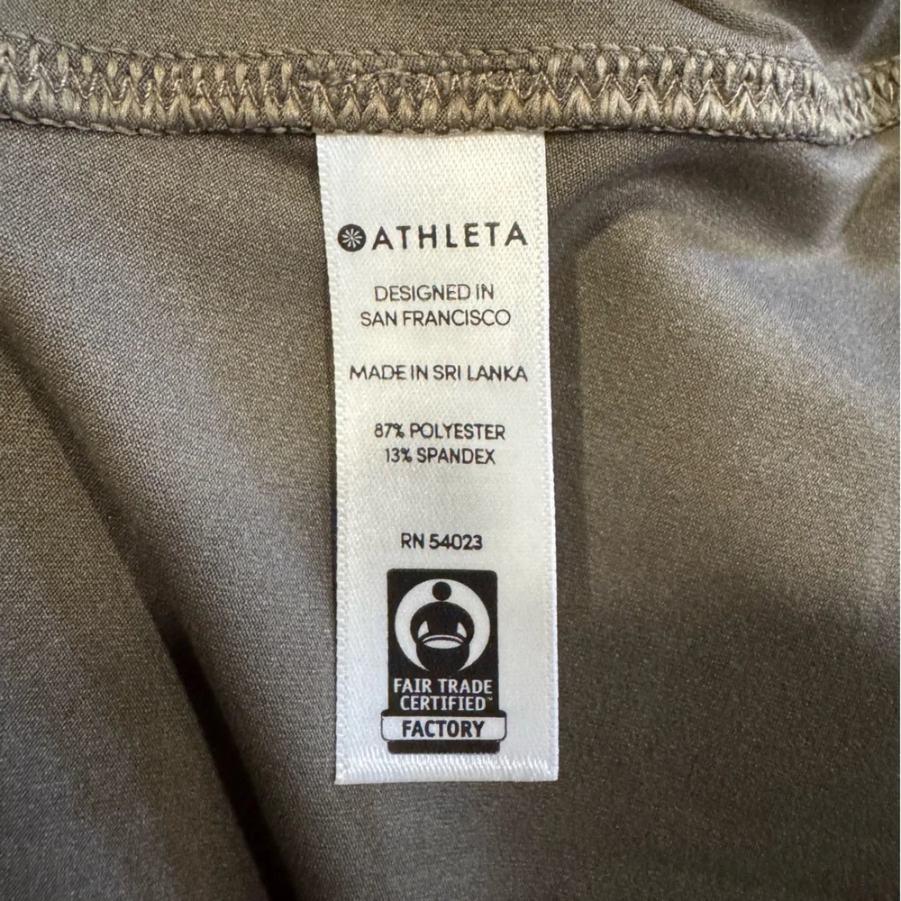 NWT Athleta Limitless Camo Keyhole Tank in Arbor Olive Sz L - Picture 12 of 14